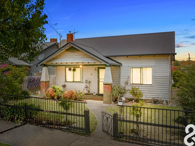 RENOVATE OR RE- DEVELOP IN A BLUE CHIP LOCATION