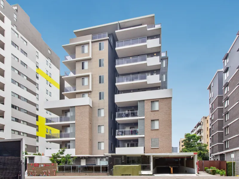 AMAZING APARTMENT IN THE HEART OF THE CBD 