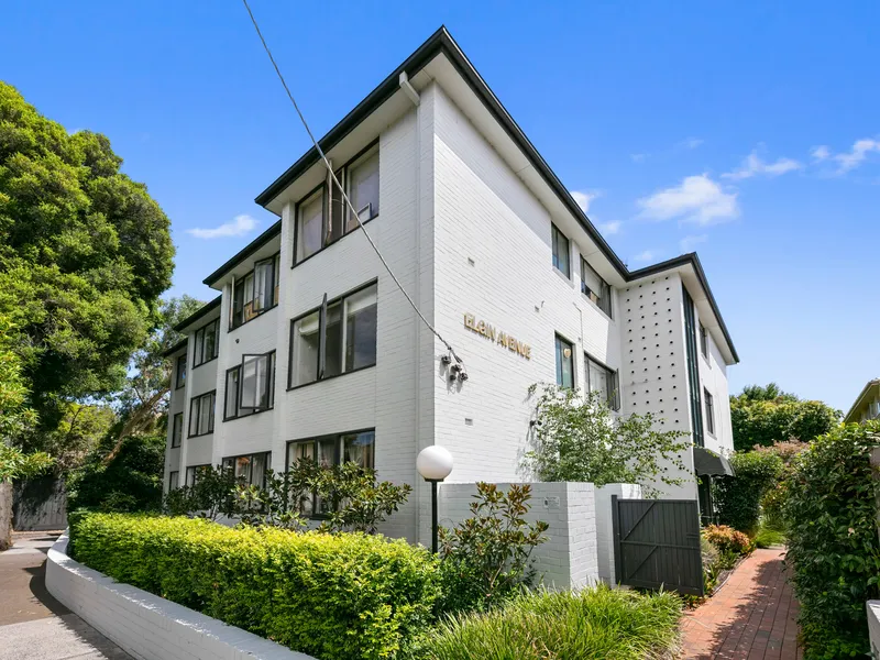 Leafy aspect- 2 bedroom apartment