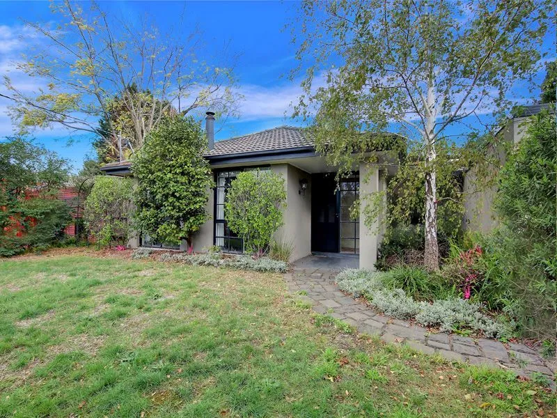 LARGE FOUR BEDROOM FAMILY HOME UPDATED TO PERFECTION
