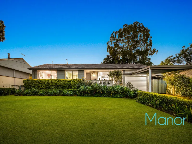 Idyllic family living on a good-size lot