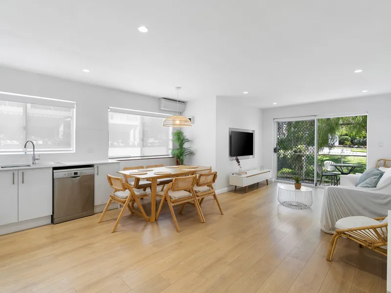 Private Oasis within arms reach to the Oceans Edge