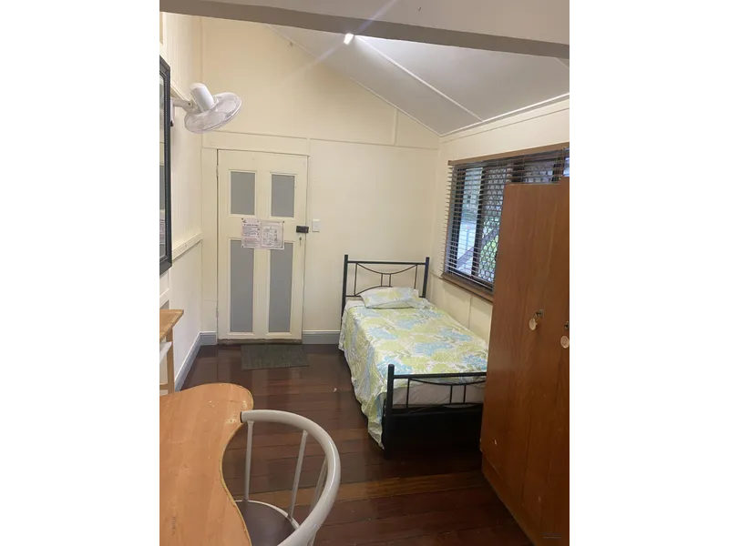 One bedroom Studio in a Great Location