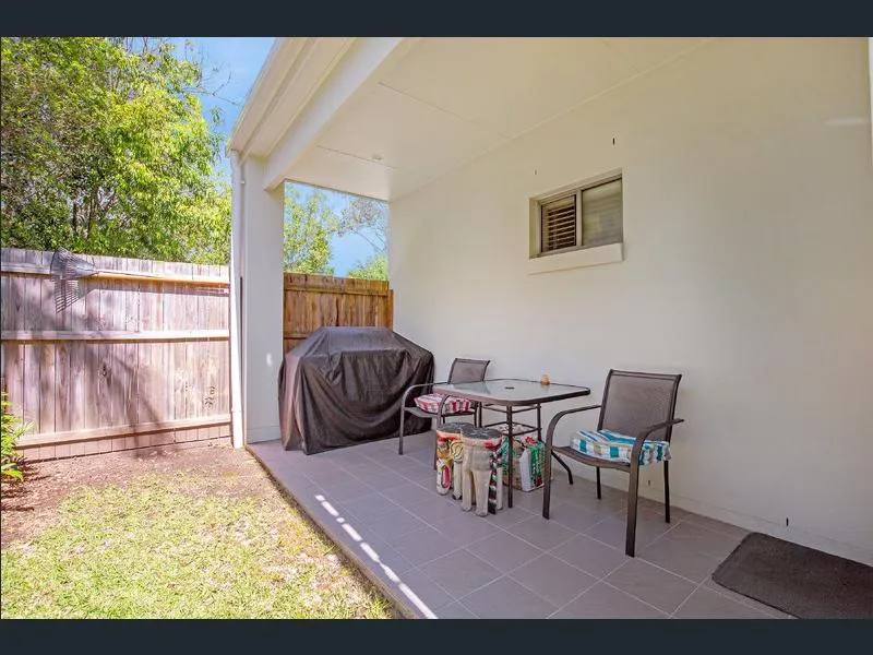 Modern Masterpiece - Walk to Everything