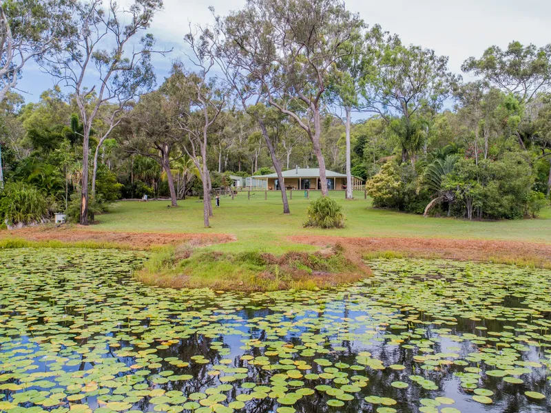 Solid Family Home Plus Studio   