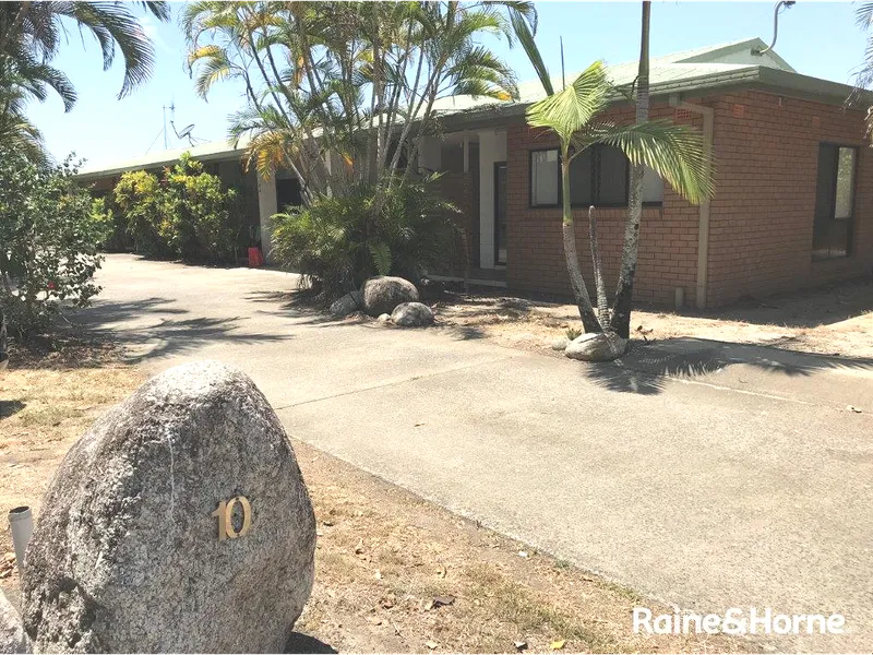 2 Bedroom Unit in Cooya Beach