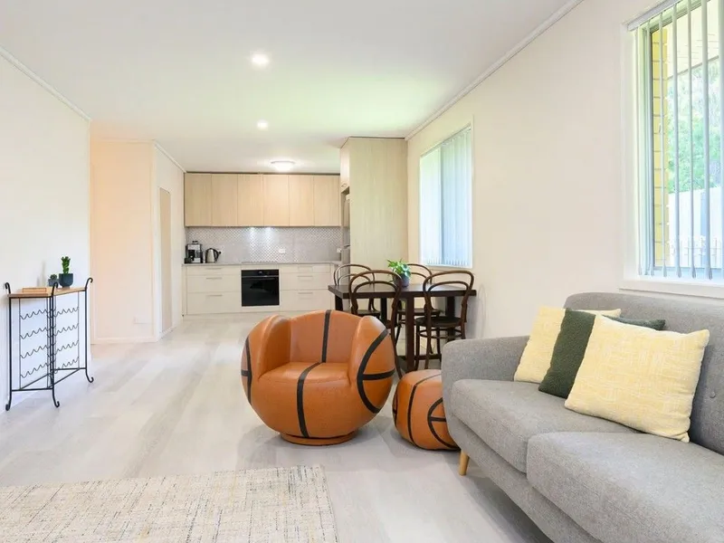 FULLY RENOVATED FAMILY HOME