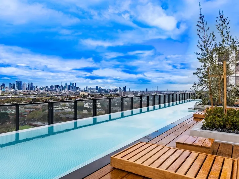 Stylish & Showcasing Stunning City Views