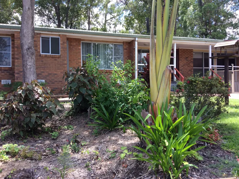 SUITABLE FOR THE QUIET LIVING LIFESTYLE - INSPECTIONS ARE ESSENTIAL PRIOR TO SUBMITTING APPLICATIONS