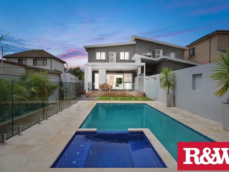 Superior Quality Home with the WOW factor 