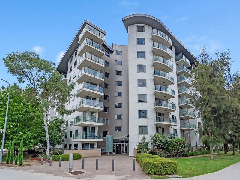 Fantastic Location in the Heart of the CBD