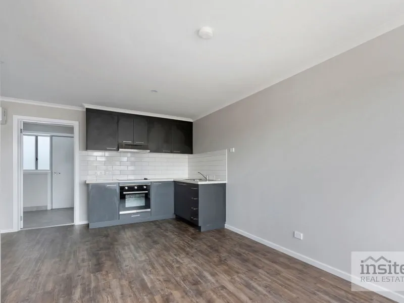 STUDIO APARTMENT - UNFURNISHED