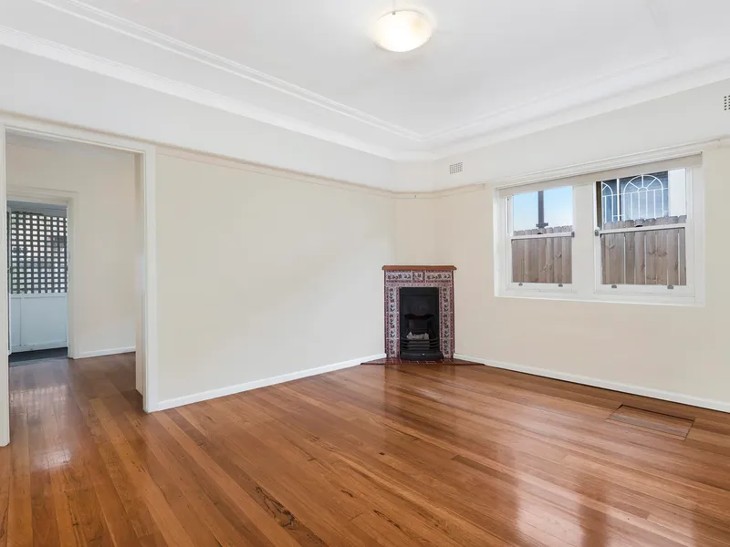 Cul-de-sac living in Ashfield