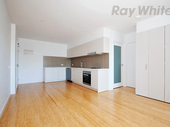 LIFESTYLE & CONVENIENCE!