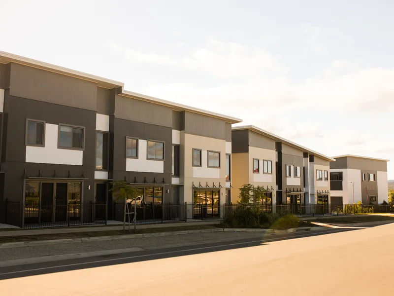 4 bedroom townhome - in the heart of Yarrabilba