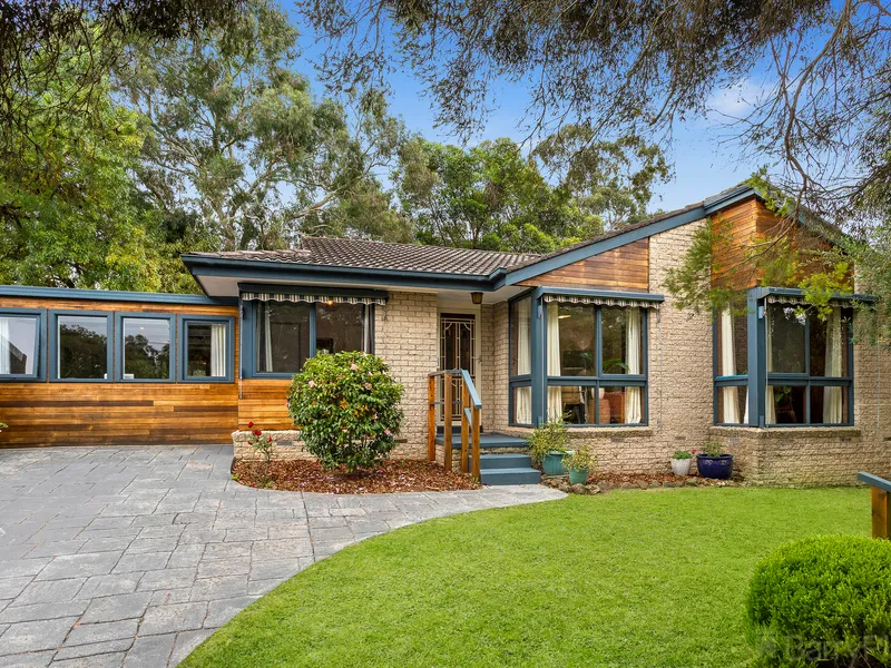 Immaculately presented in peaceful cul-de-sac.