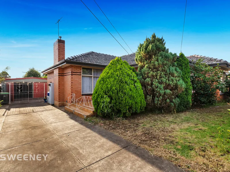 Dual Street Frontage With Approved Permit For 3 Townhouses 