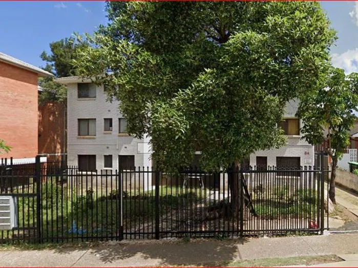 2 bedroom unit with balcony & garage