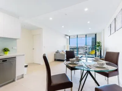 Full Furnished 2 Bedroom 2 Bathroom Apartment For Lease ! Ready To Move In !