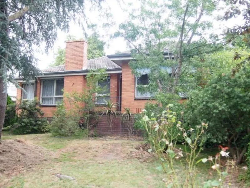 3 bedrooms house