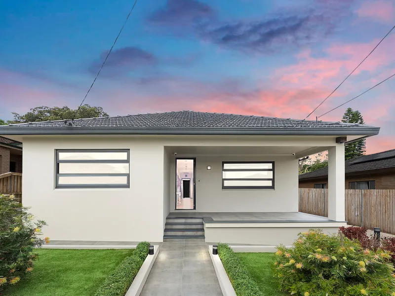 Contemporary Single Level Living & Entertaining