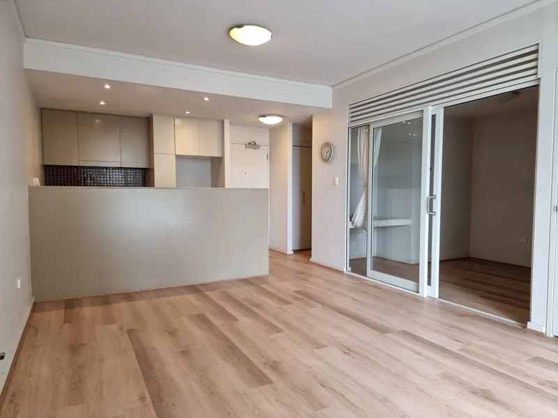 Generous Apartment in Popular Maroubra Junction locality