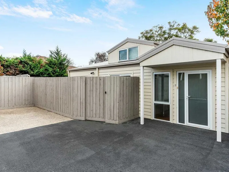 Private Single Level As New Living