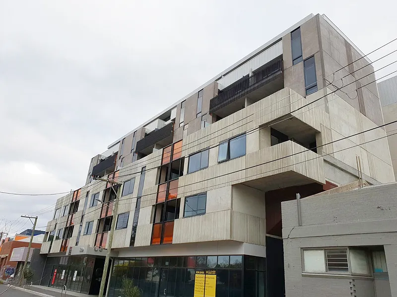 Two Bedroom Apartment Plus Study In The Heart of Brunswick
