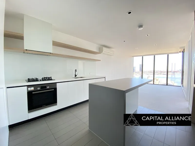 FURNISHED! Modern 2 Bedroom Apartment close to CBD