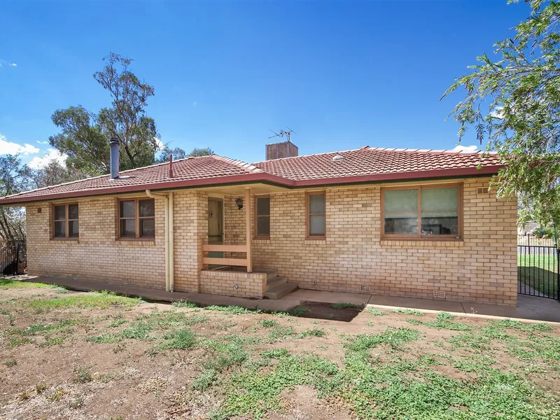 Price REDUCED to sell! Enjoy the Serenity!