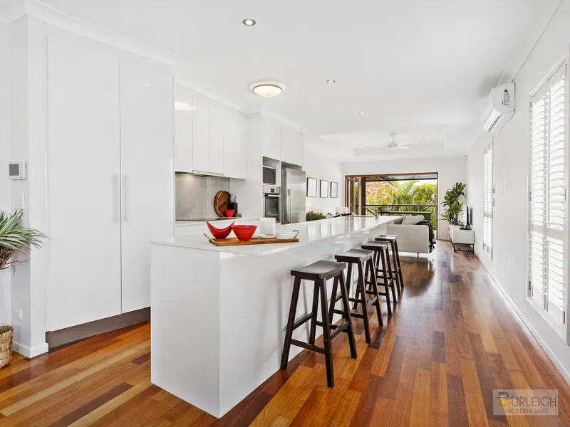 Dream Lifestyle and Location!