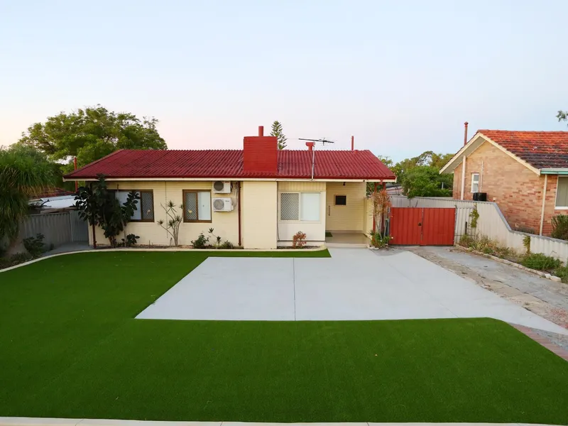 Cooby Classic - Front House - 379sqm