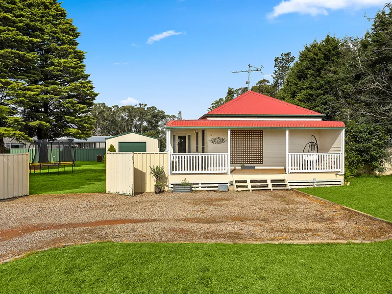 A Cottage Home to Make Your Own