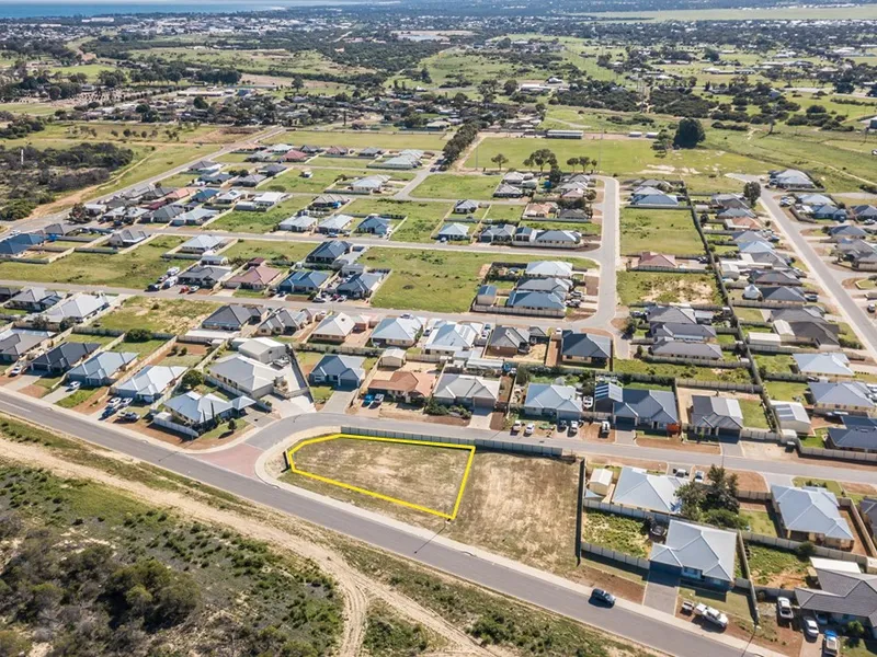 Very Wide Duplex Lot