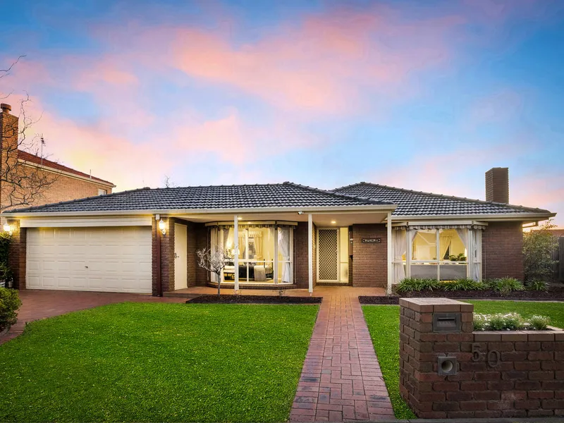 Prestige Family Living on the Park