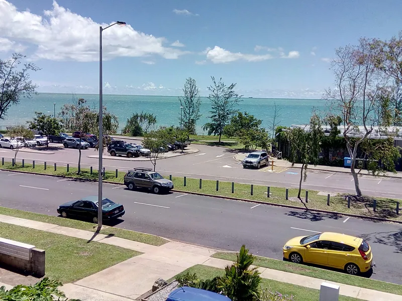 BEAUTIFUL WATER VIEWS!