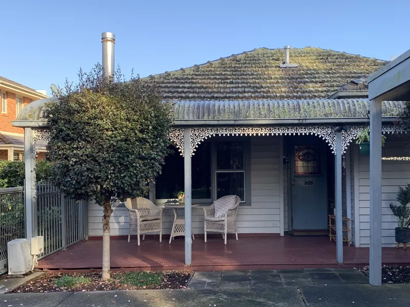 Modern comfort paired with period charm