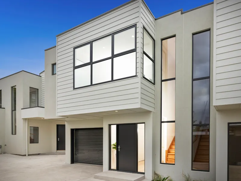 Newly Built Townhouse Offers Elegant Low Maintenance Living!