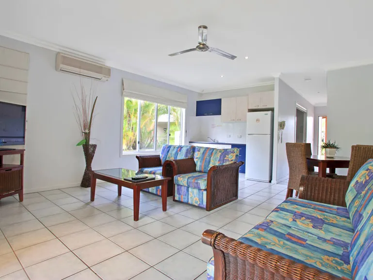 Edge on Beaches private Garden Villa