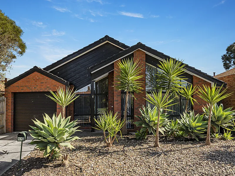Family Home in Prime Location *** Apply for this property now! ***