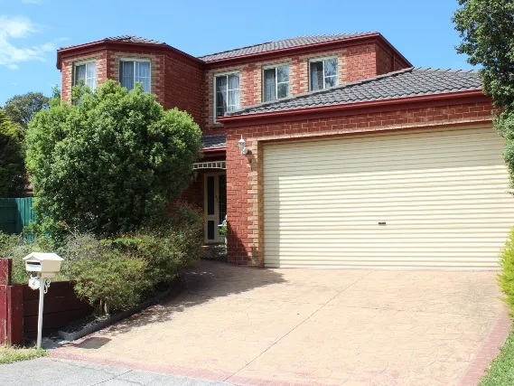 Perfect Location Opposite Parklands