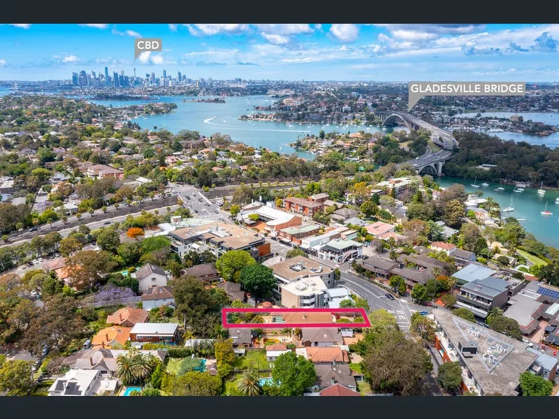 Contemporary Fully Furnished Studio, Quant Private Location With Off Street Parking.