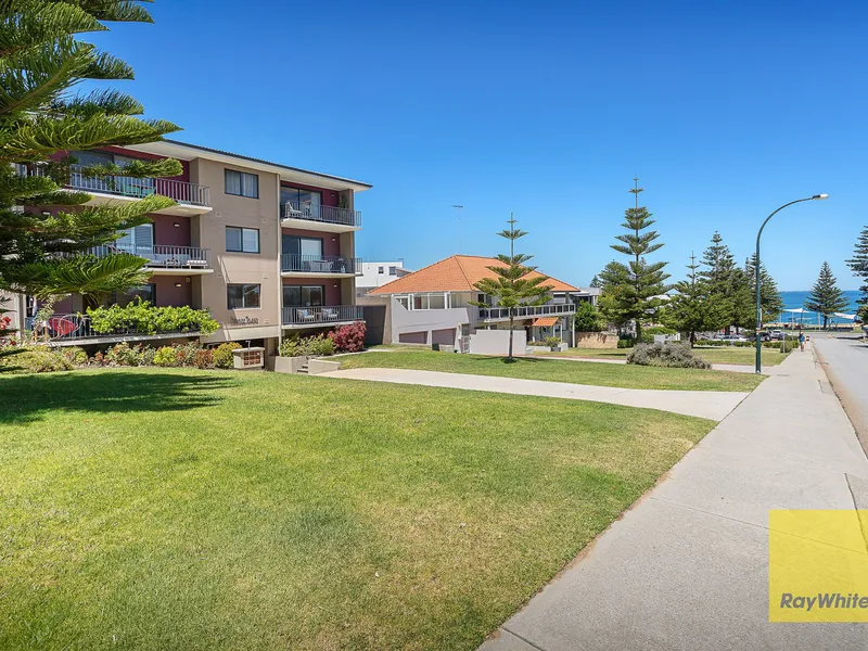 IT'S TIME TO LIVE THE DREAM