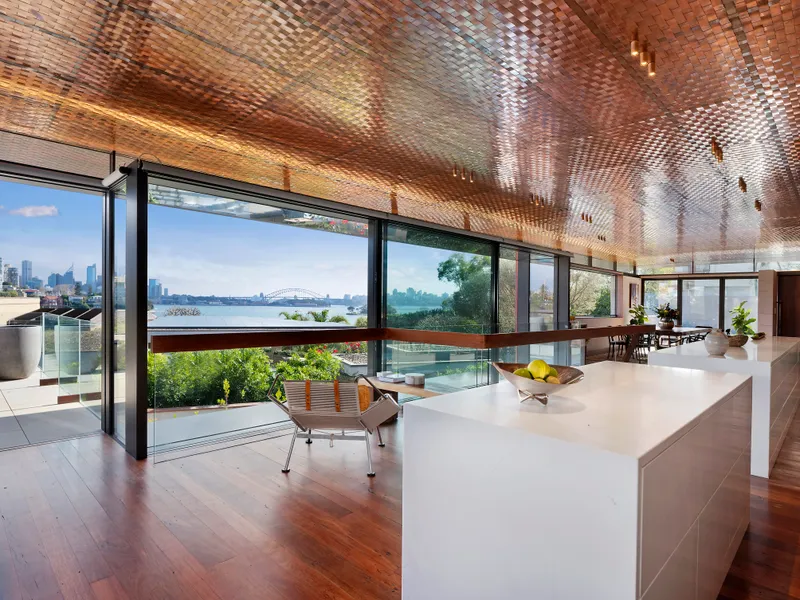 Luxury Waterfront Residence With Spectacular Harbour Views on Approx 961sqm