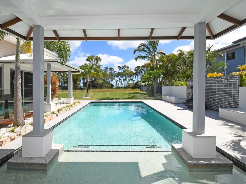 A Luxurious Beach Front Lifestyle Awaits