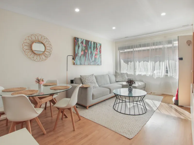 Spacious Two Bedroom Unit (Pets Negotiable)