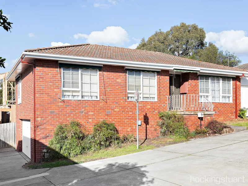 Three bedroom unit near Box Hill Central