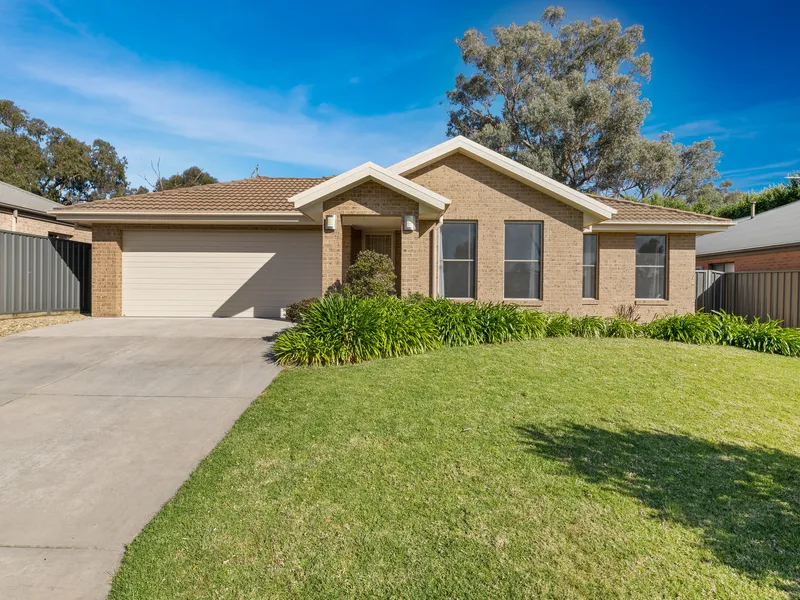 Family Home in Central Thurgoona