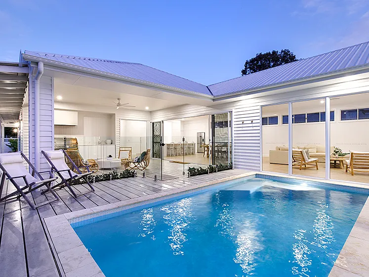 NEW NOOSA CHARACTER HOME