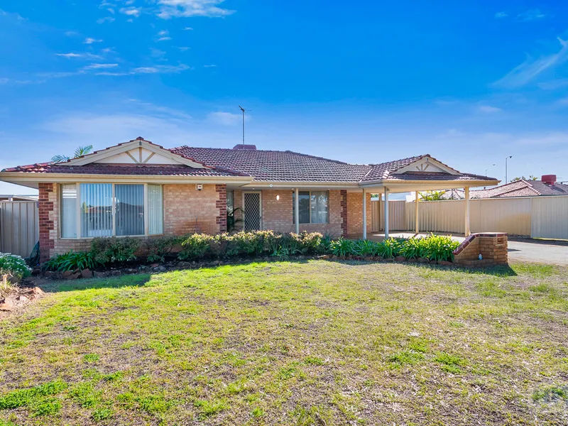 Family-Friendly 4 Bed x 2 Bath Home in Cul-de-sac Location!